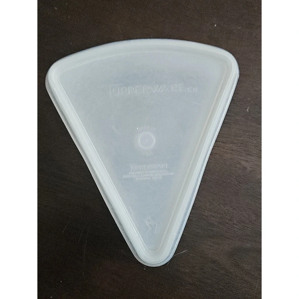 TUPPERWARE Vintage PIE SLICE WEDGE KEEPER # 269 Millionaire Line Tupper